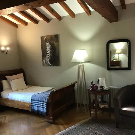 Le Jardin De La Cite Bed and Breakfast 3*