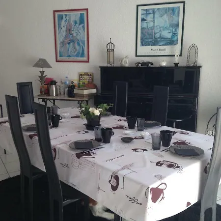 Nocleg ze śniadaniem Le Jardin De La Cite