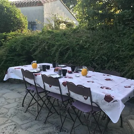 Nocleg ze śniadaniem Le Jardin De La Cite 3*