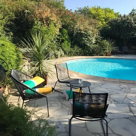 Bed and breakfast Le Jardin De La Cite