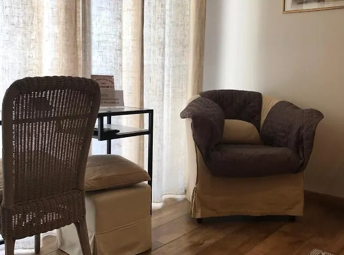 Couette-café Le Jardin De La Cite 3*