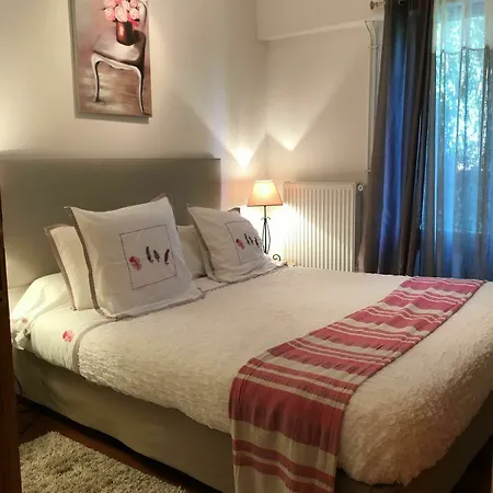 Bed & Breakfast Le Jardin De La Cite 3*